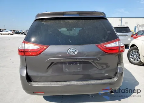2015 Toyota Sienna Le from USA, damaged, VIN 5TDKK3DC7FS665508